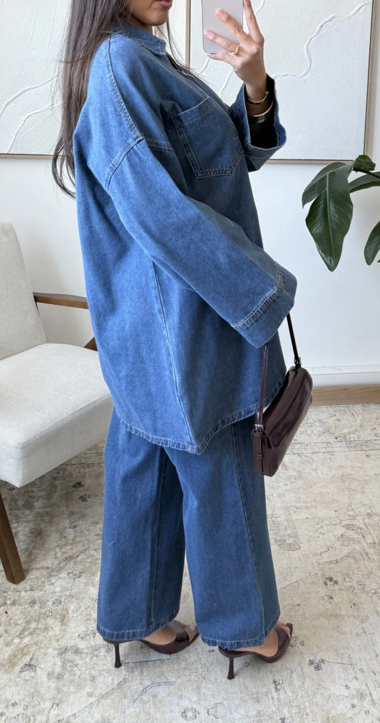 ENSEMBLE EN JEAN – MODERNE & CONFORTABLE